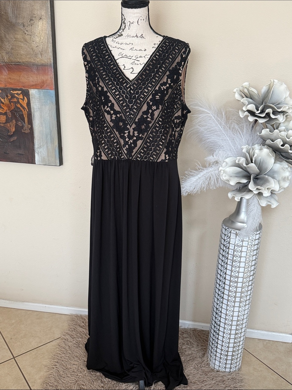 Sleeveless Black Lace-Detail V-Neck Maxi Dress
